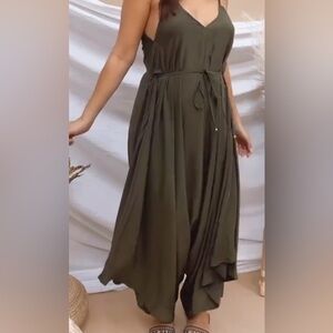 Blu Ivy Deep Olive Wide Leg Jumpsuit with tie waist (NWOT)